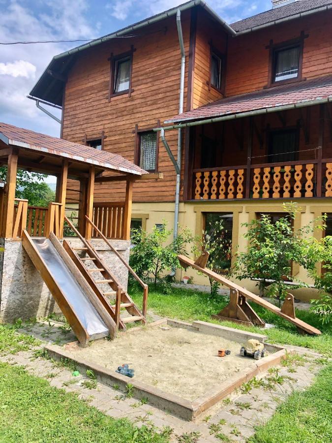 Садиба "Яна" Slavske Ngoại thất bức ảnh