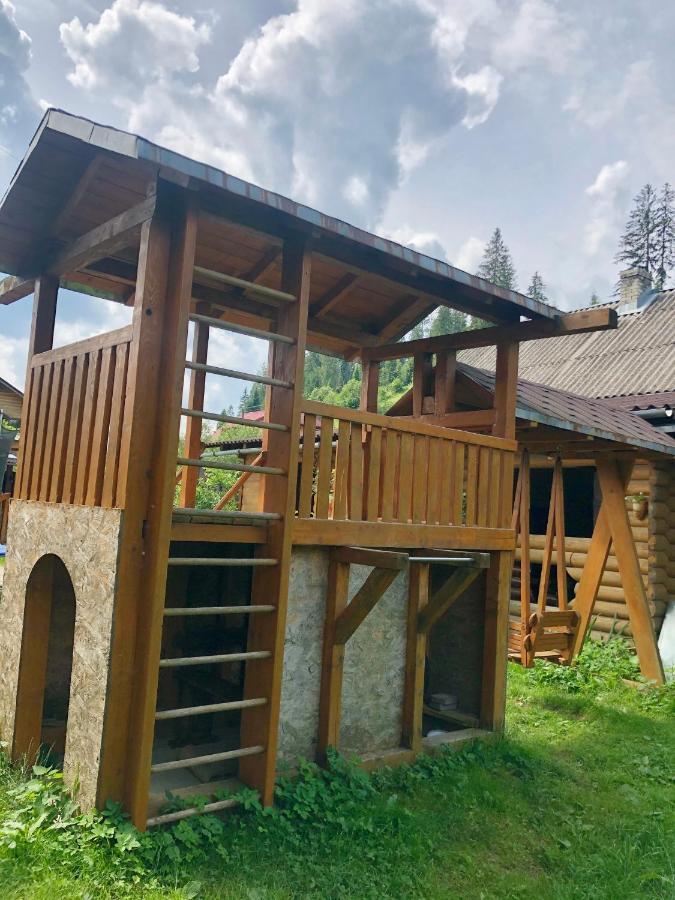 Садиба "Яна" Slavske Ngoại thất bức ảnh